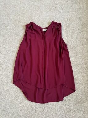 Lucky Brand Sleeveless V-Neck Tank Top - Burgundy
